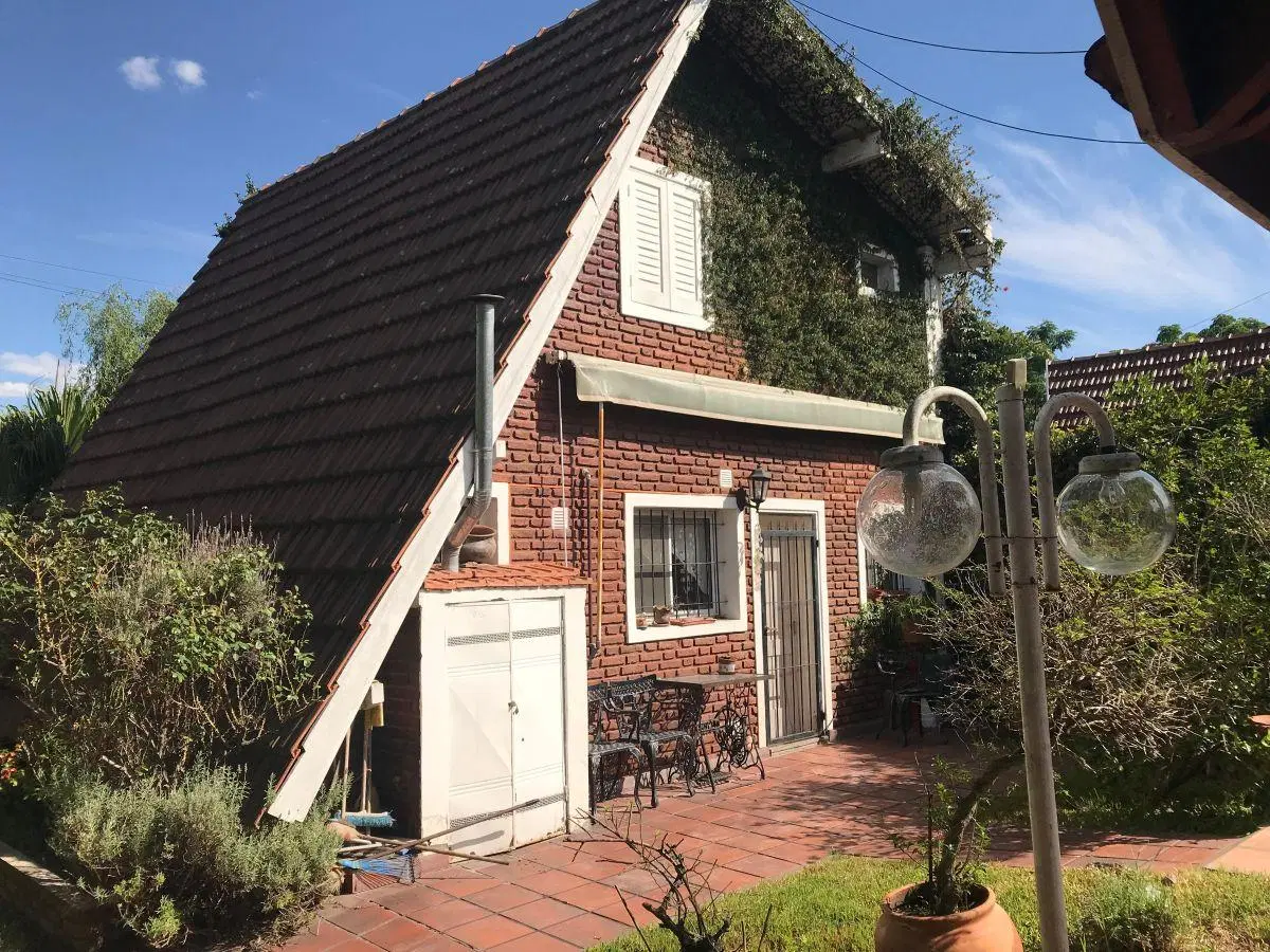 Oportunidad. Casa de 3 ambientes en venta 1