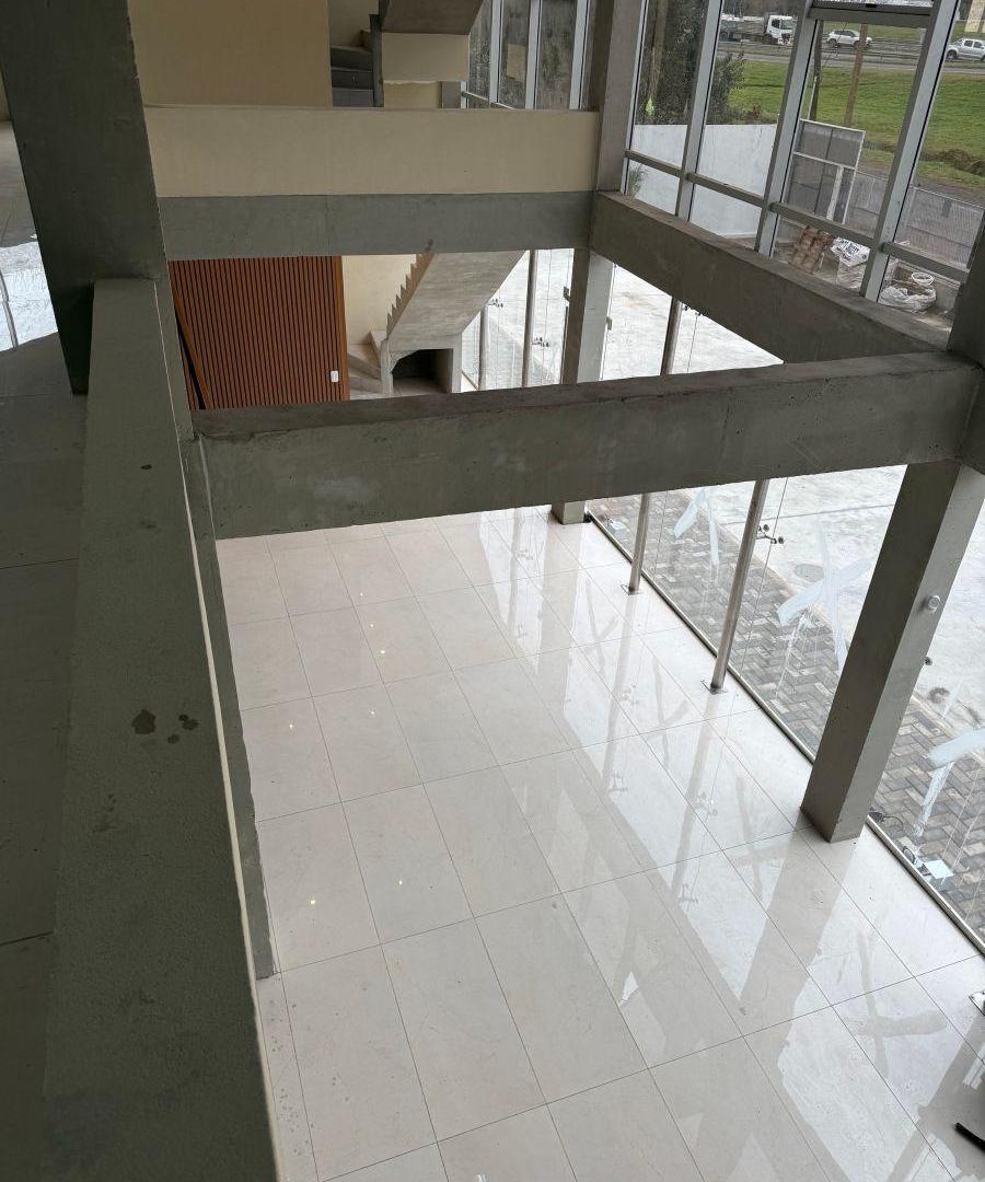 Foto de Edificio Comercial en Alquiler sobre Colectora Panamericana, imagen 4