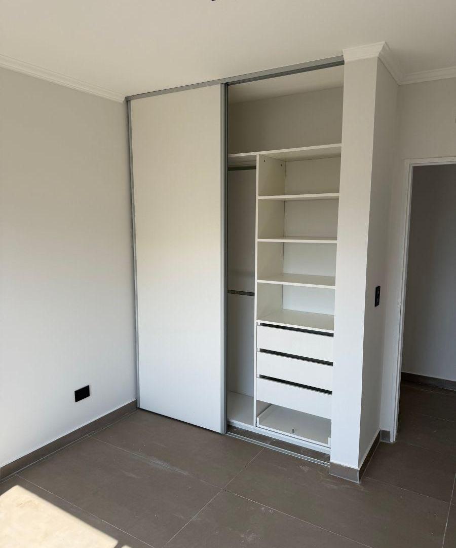 Foto de Moderna casa de 5 ambientes a estrenar, imagen 5