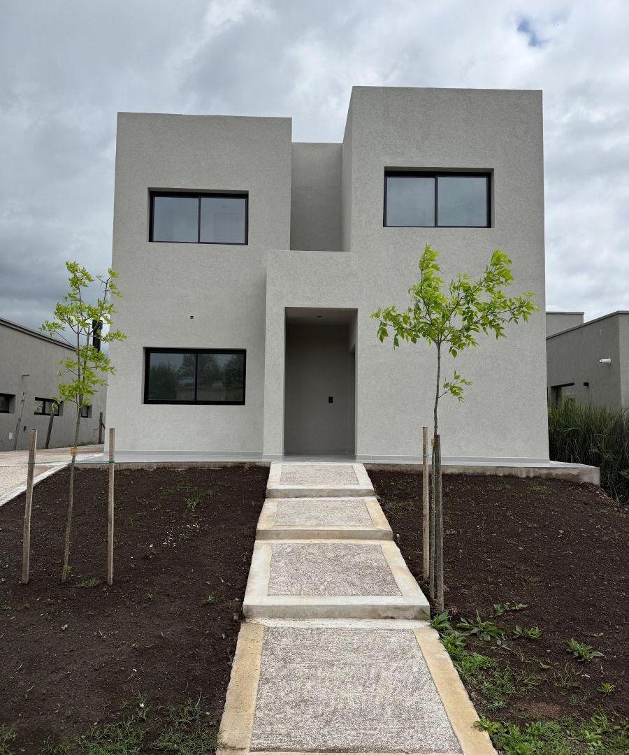 Foto de Espectacular casa de 6 ambientes a estrenar, imagen 1