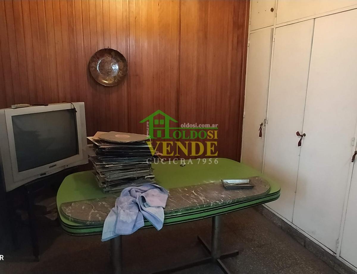 Importante Departamento Floresta 5 Ambientes y Comedor Diario o Dependencia, 2 Baños, 2 Balcones. 5