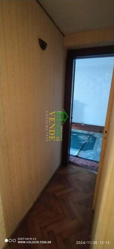 Importante Departamento Floresta 5 Ambientes y Comedor Diario o Dependencia, 2 Baños, 2 Balcones. 1