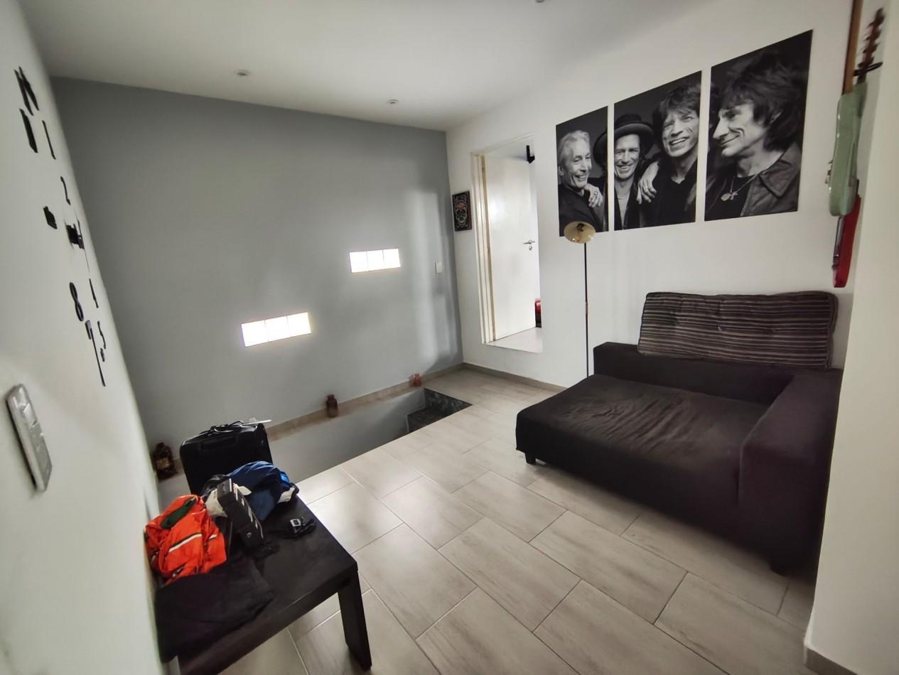 Foto de 7 ambientes | 5 dormitorios | Vestidor | Pileta | Quincho | Parque | Orientacion Norte, imagen 2