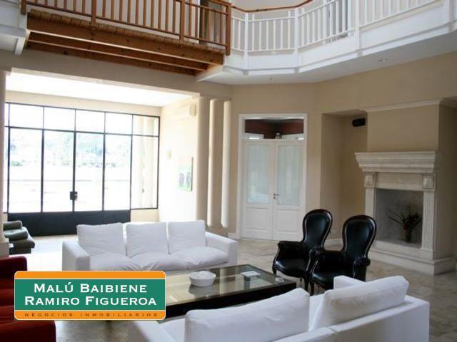 Excelente Casa en Venta Martindale 2