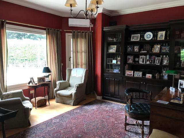 Importante Casa en Venta Arq. Dubourg - Martindale 3