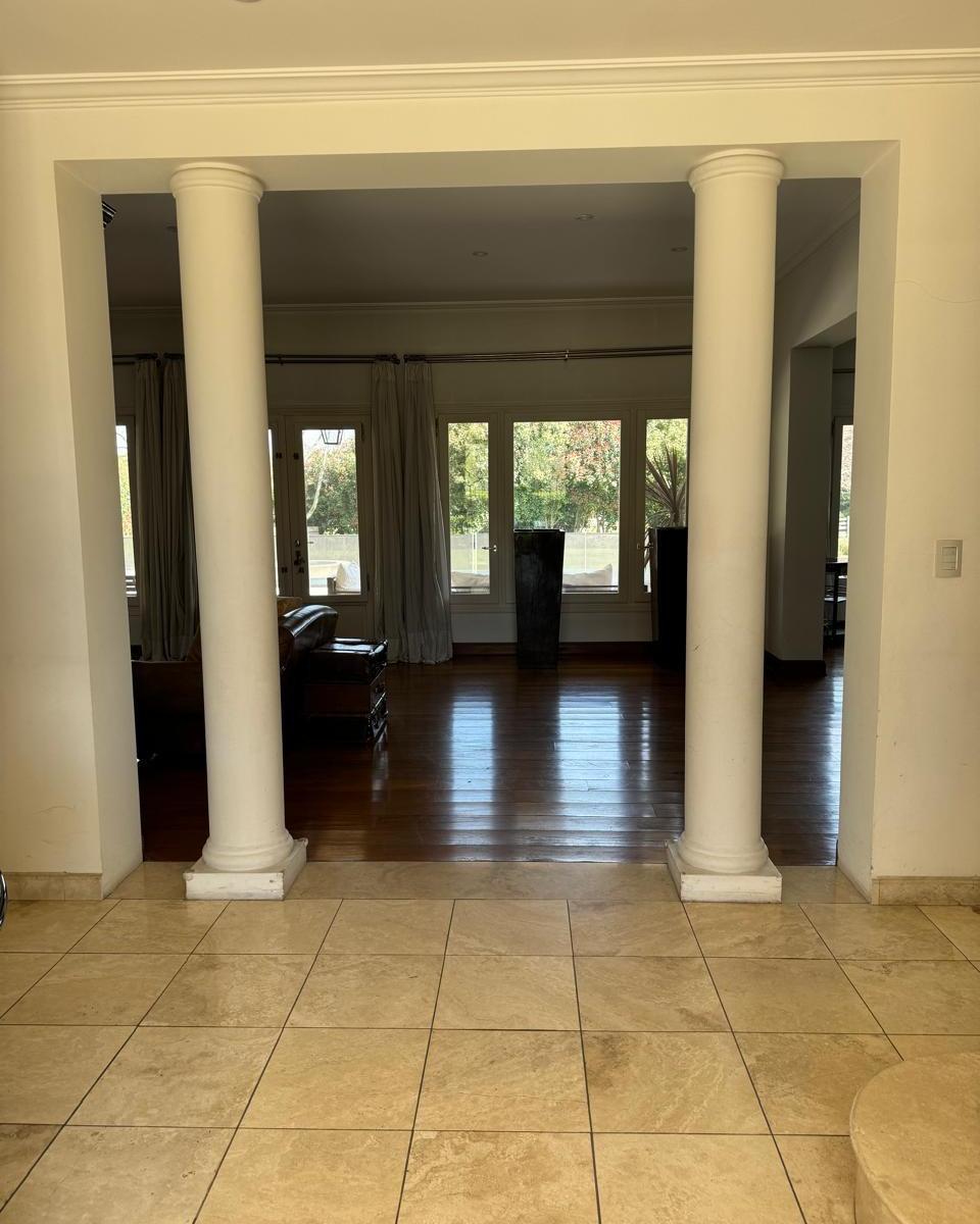 Excelente Casa en Martindale - Gran Categoria - Venta con Exclusividad 5