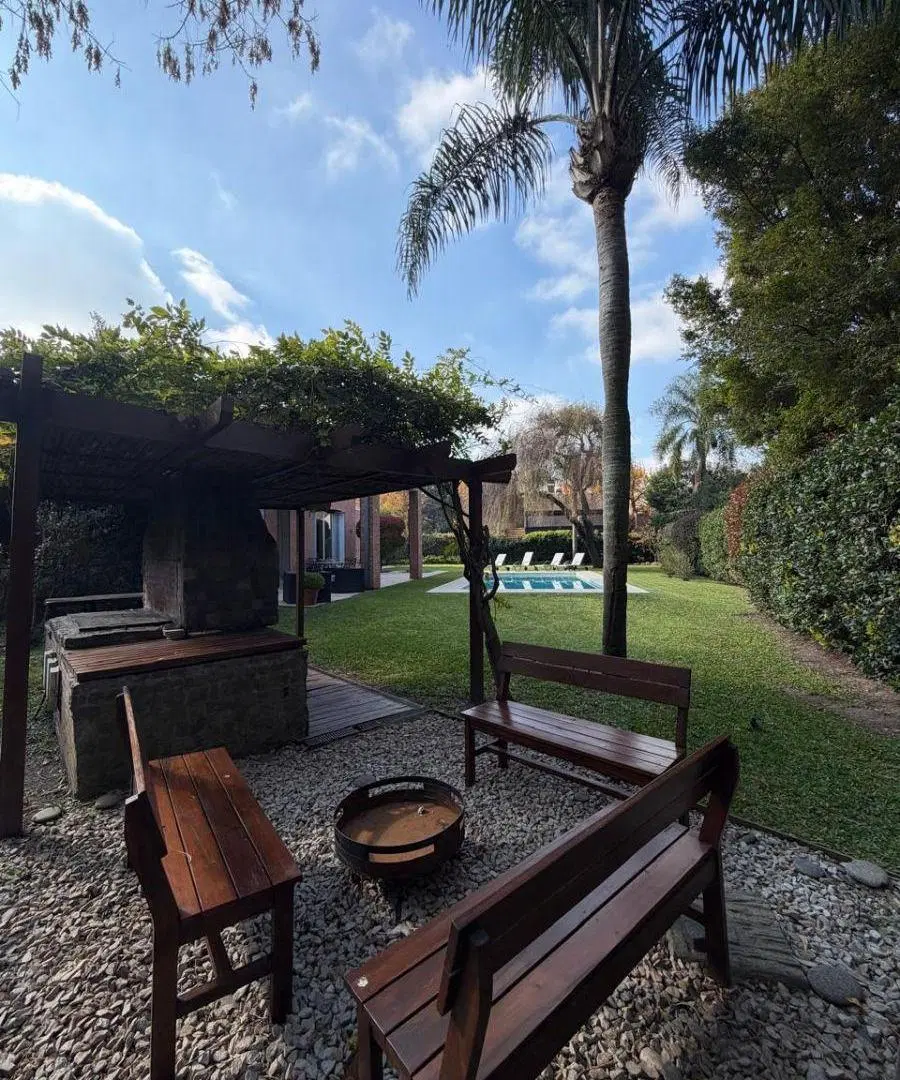 VENTA -ESPLENDIDA CASA MAYLING CLUB DE CAMPO 3
