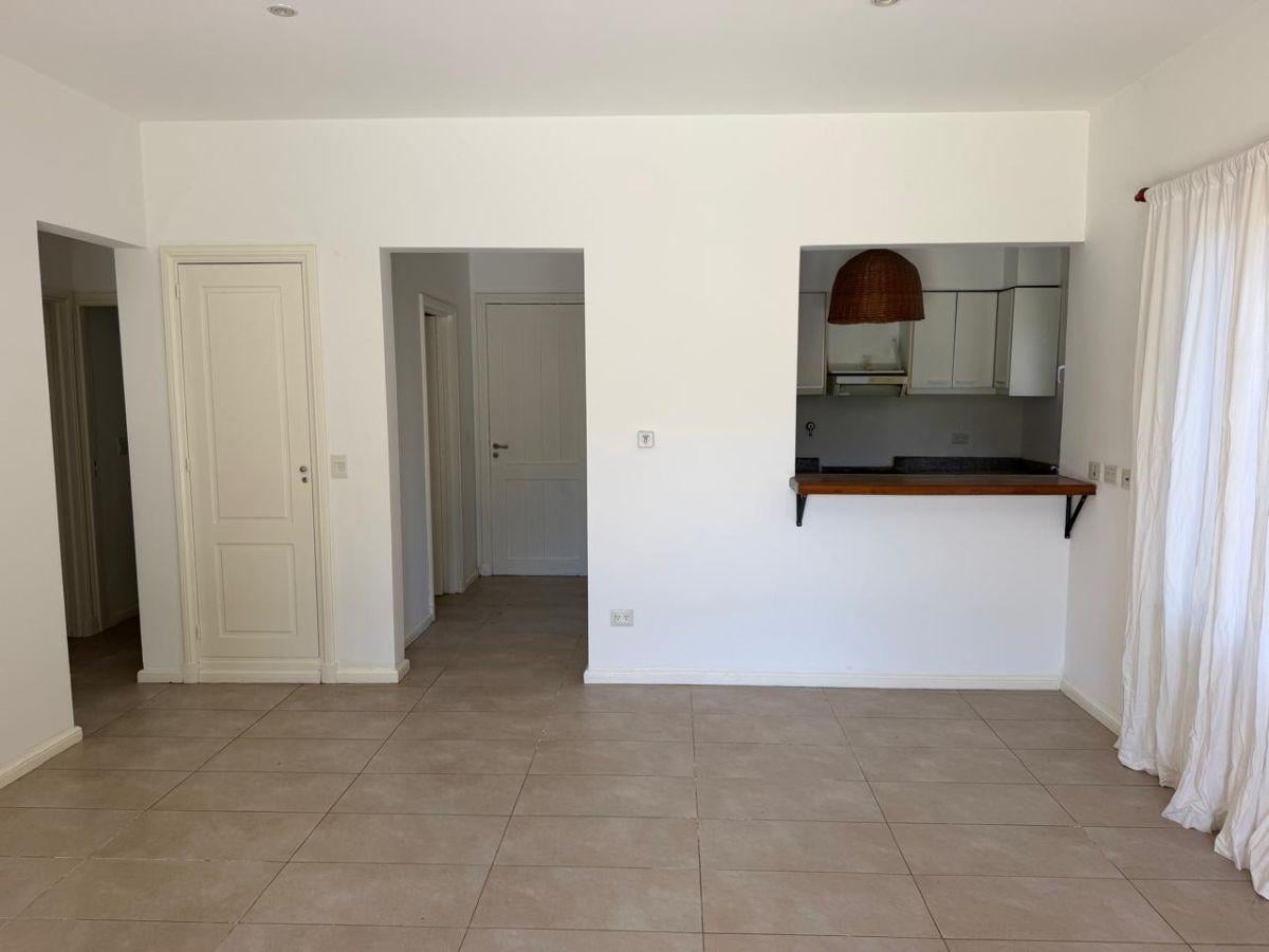 Departamento en ALQUILER La Quadra ( Planta Baja)