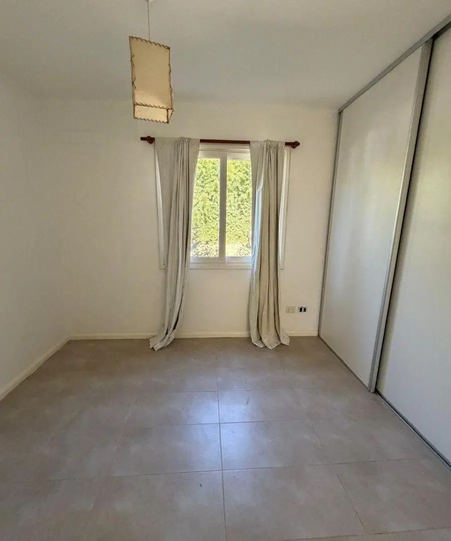 Departamento en ALQUILER La Quadra ( Planta Baja) 2