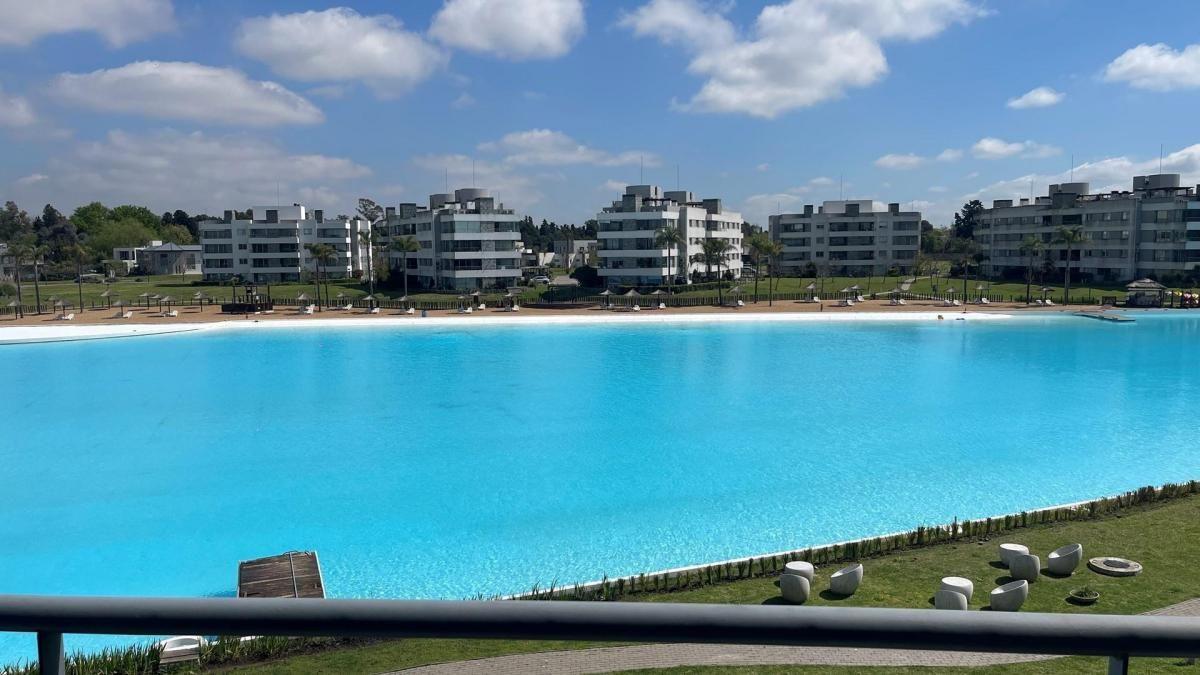 Foto de Departamento de 3 ambientes con jardín en Lagoon, imagen 3