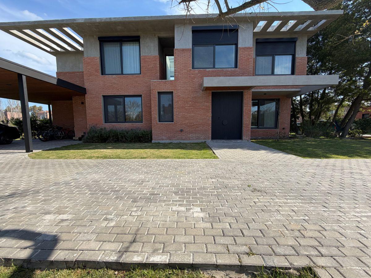 Foto de Casa a la venta en Mayling Club de Campo, imagen 1