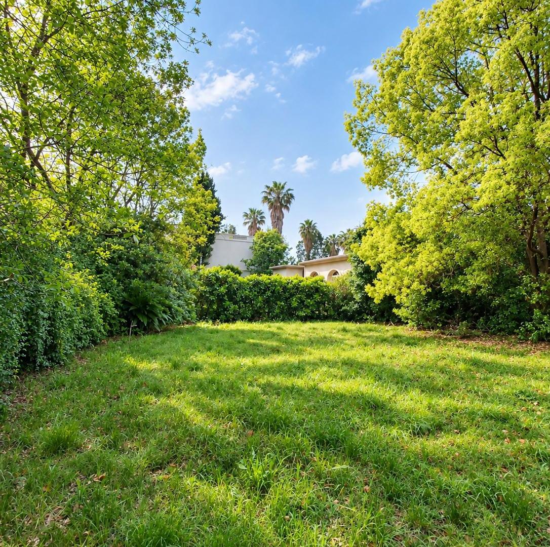 Foto de Lote exclusivo arbolado en venta en el Barrio La chacra, imagen 1