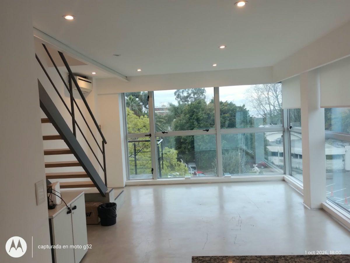 Foto de Oficina duplex en alquiler en Olivos, imagen 1