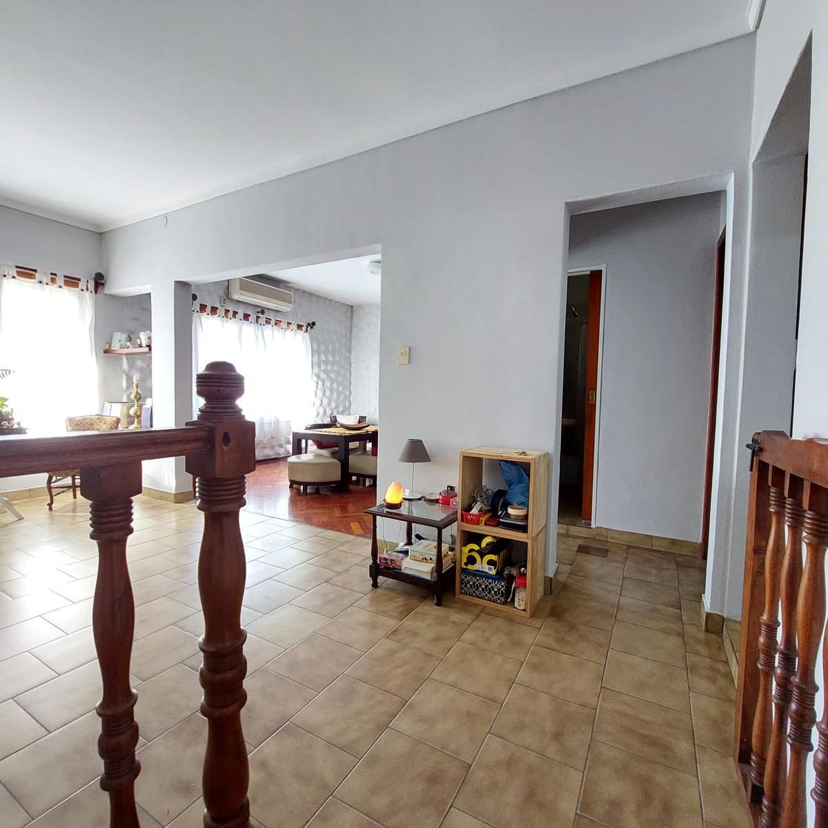 Casa PH en Venta en Lanus Este 1