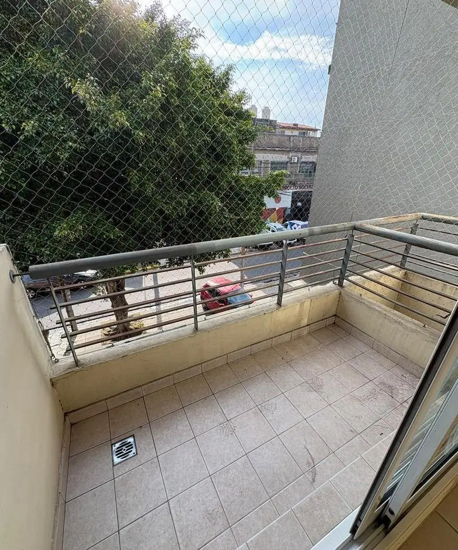 EXCELENTE SEMIPISO DE 2 AMBIENTES. ¡¡MUY LUMINOSO!! 1