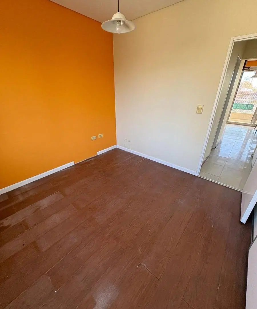 Departamento en Lanús Este 4