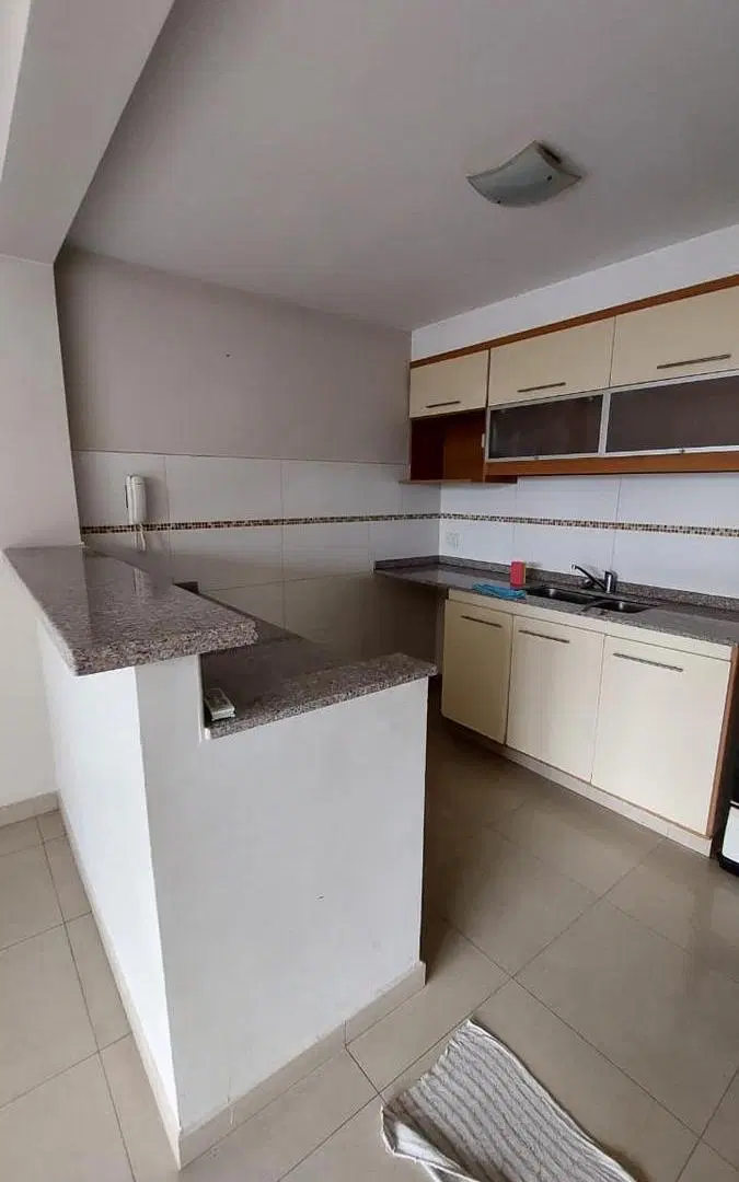 Departamento en Lanús Este 5