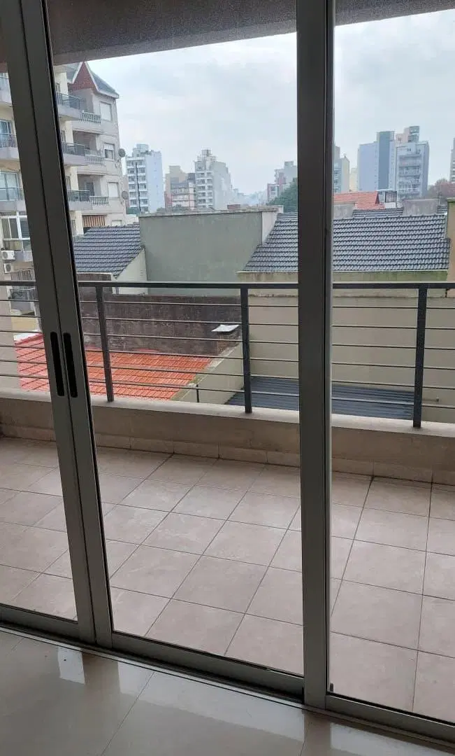 Departamento en Lanús Este 4