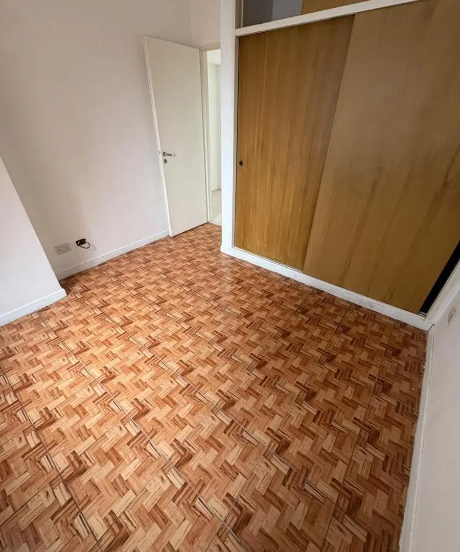 Departamento con cochera 4