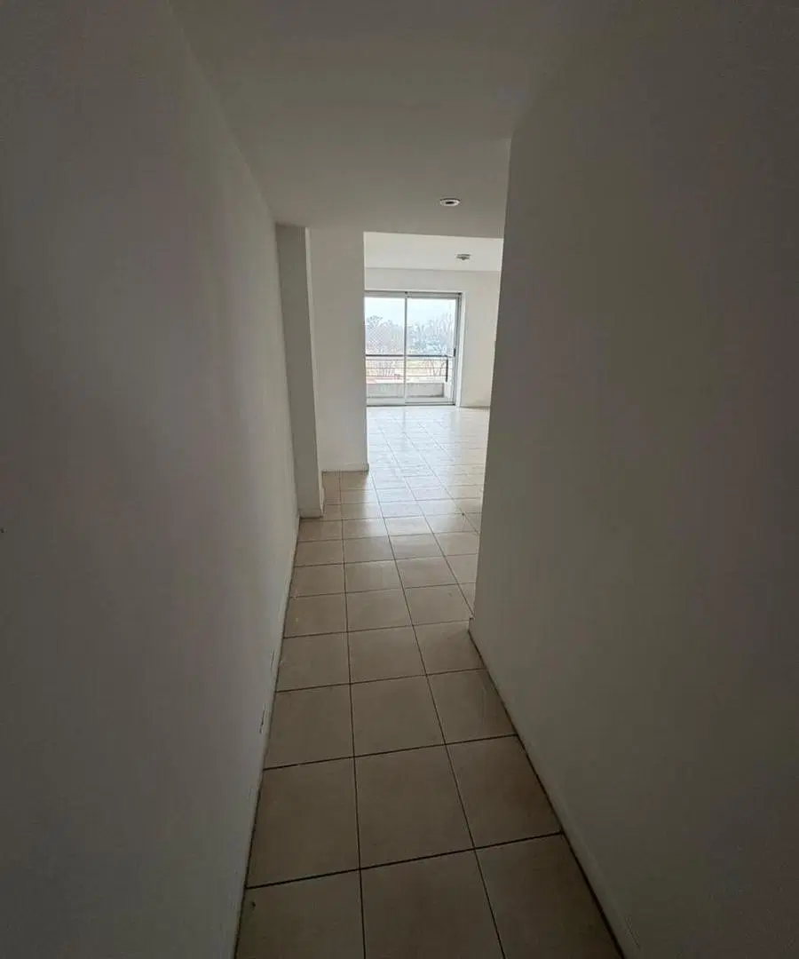 Departamento con cochera 8