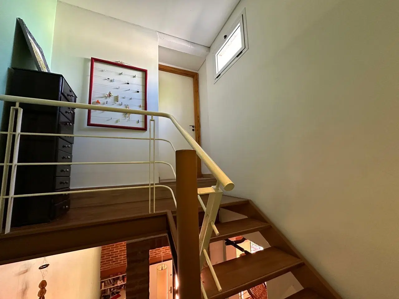 Casa tipo triplex de 4 ambientes en Lanús Este 5