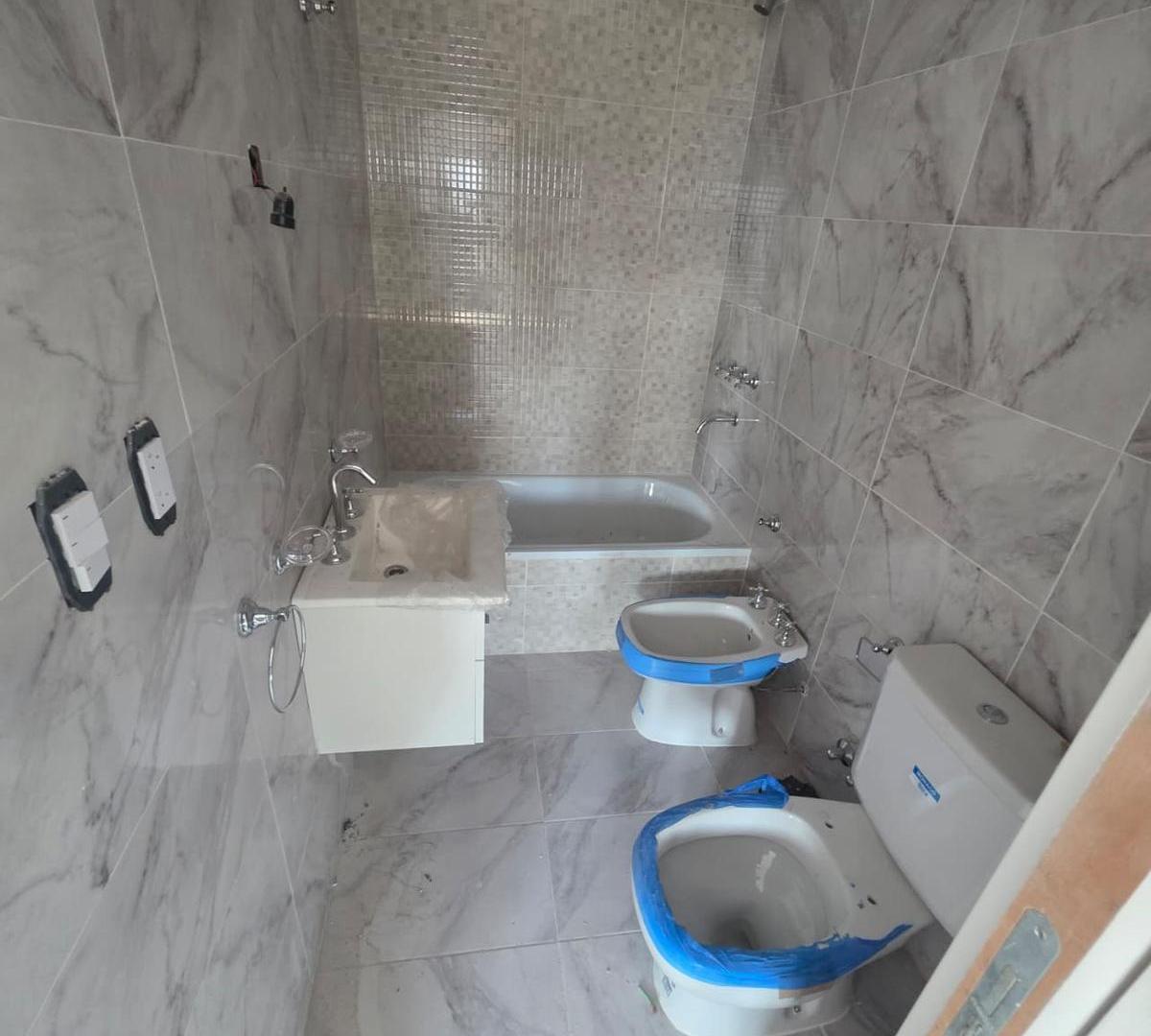 Foto de ALQUILER DEPARTAMENTO 1 AMBIENTE LANUS ESTE, imagen 2
