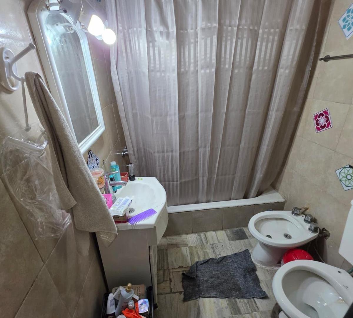 Foto de Casa para dos familias en Lanús Este, imagen 4