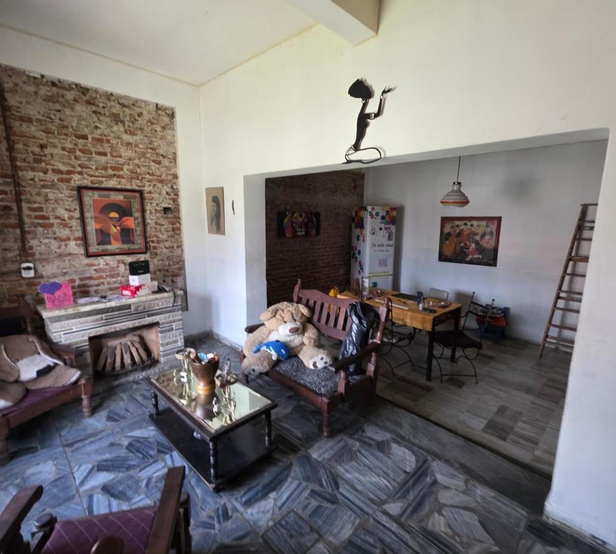 Foto de Casa para dos familias en Lanús Este, imagen 2