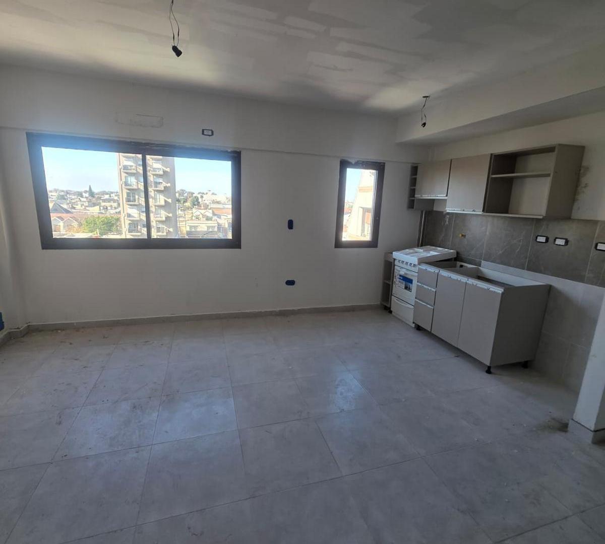 Foto de VENTA DEPARTAMENTO 1 AMBIENTE LANUS ESTE, imagen 3