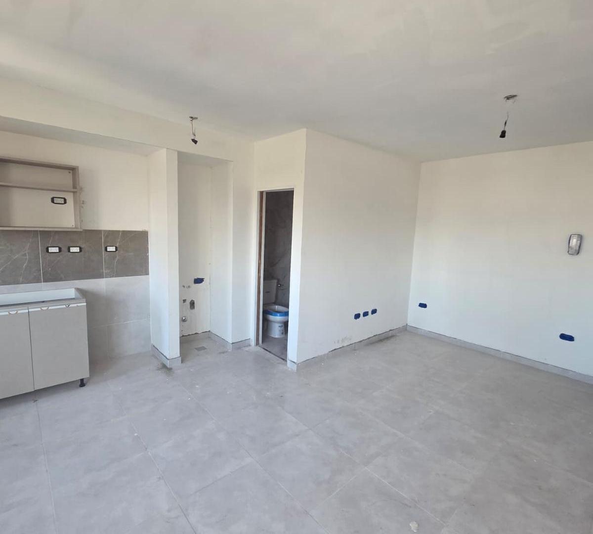 Foto de VENTA DEPARTAMENTO 1 AMBIENTE LANUS ESTE, imagen 5