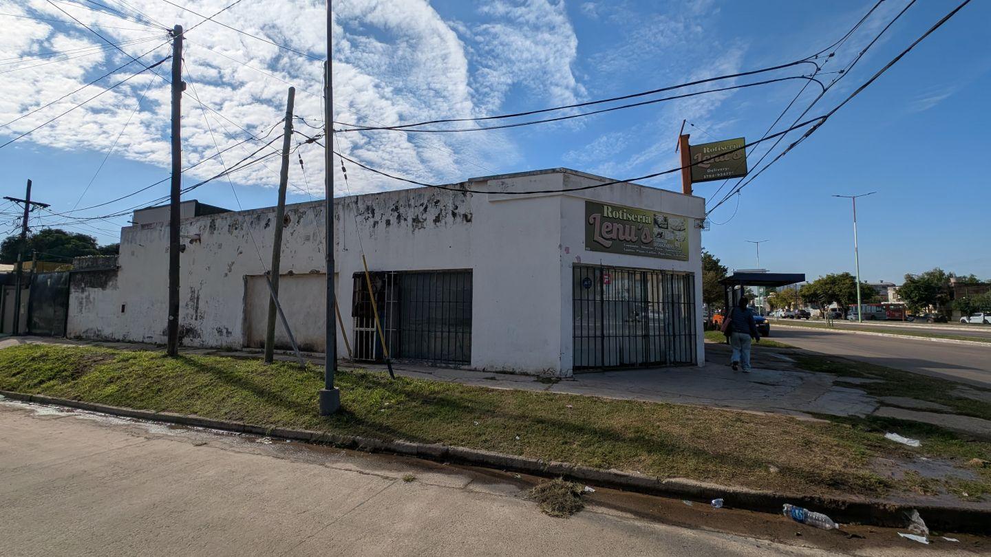 Foto de EN VENTA LOCAL EN ESQUINA EN CORRIENTES CAPITAL, imagen 2