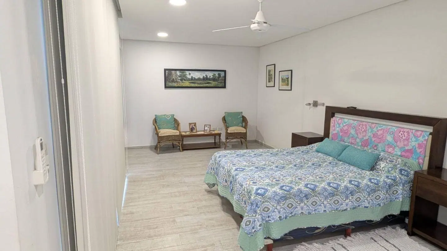 SE VENDE HERMOSA CASA EN BARRIO LOS JILGUEROS 5