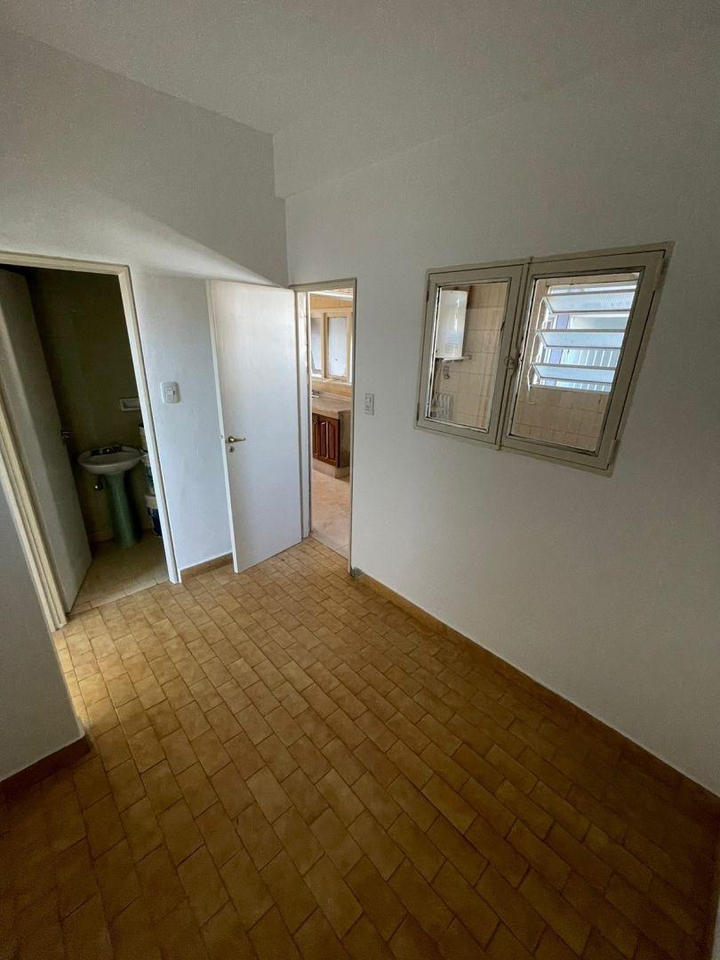 Foto de En venta Luminoso departamento 3 dormitorios en Microcentro de Posadas, imagen 4