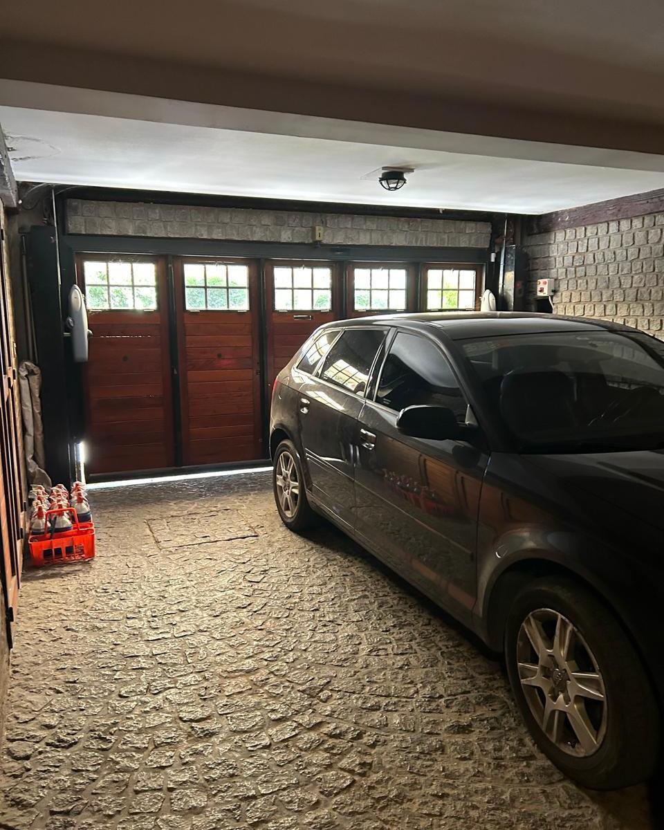 Excelente Casa en Punta Chica 4