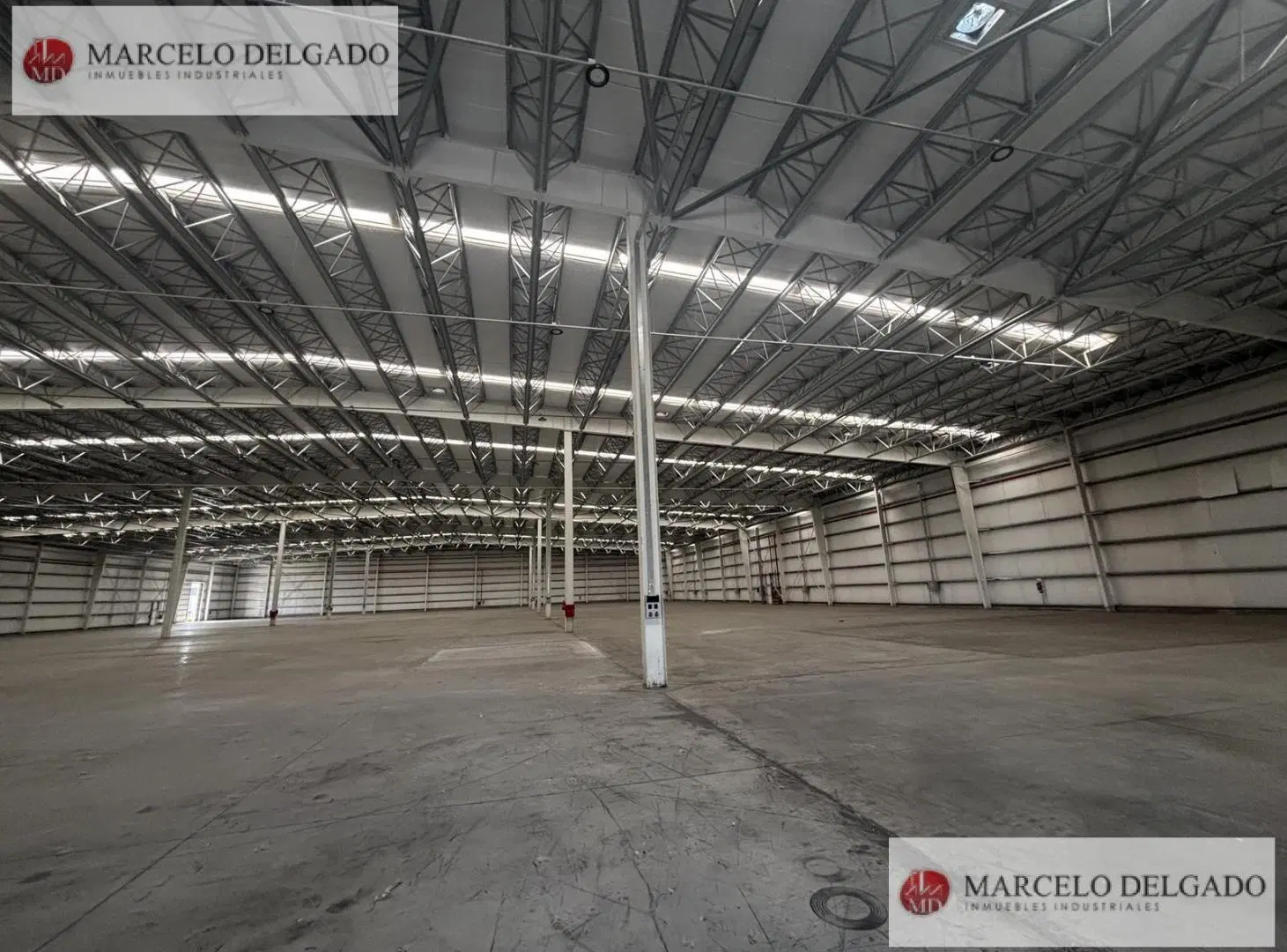 Galpón depósito 8800 m2 en  LA PLATA, NAVE INDUSTRIAL TRIPLE A ALQUILA O VENDE 3
