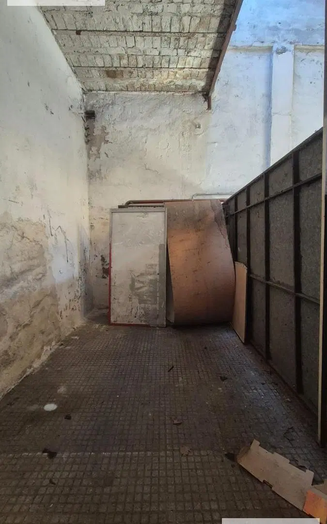 Galpón- Depósito en Barracas de 1.000 m2 con entrada semi  - ALQUILER 5
