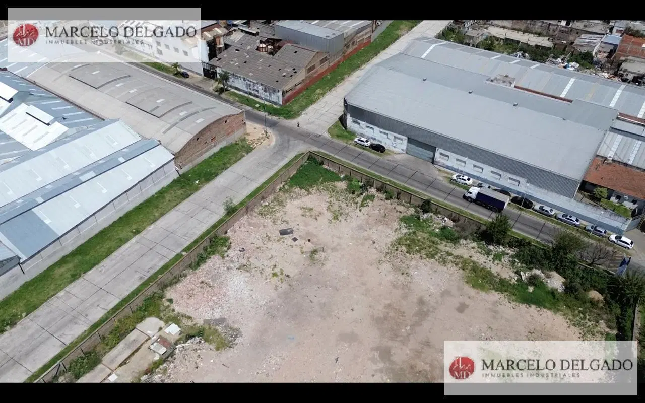 Galpón depósito 7.000 m2 laya  - Alquiler -  Avellaneda 5