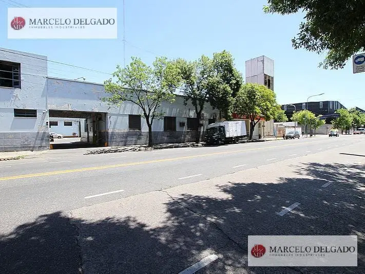 Galpón - Depósito de 9.100 m2  en  Barracas  - ALQUILER - Mixtura 3 5