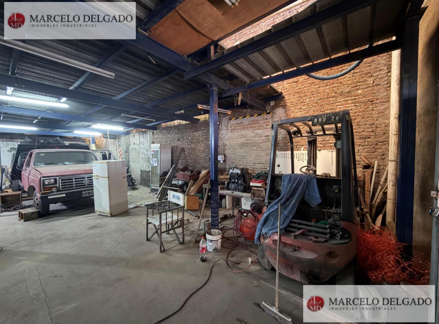 Foto de Depósito sobre avenida de 250m2 + 250m2 de Entrepiso Metalico con ofic, imagen 3