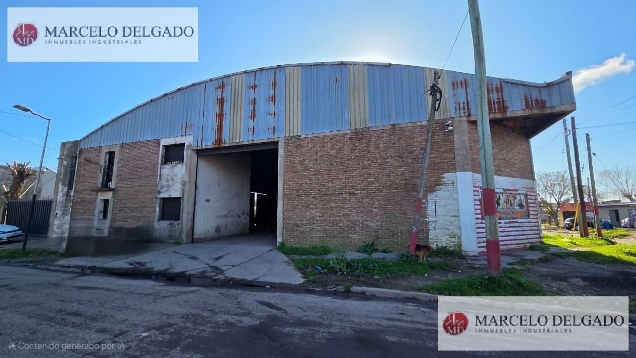 Depósito - Galpón de 800m 2. en La Plata - ALQUILER