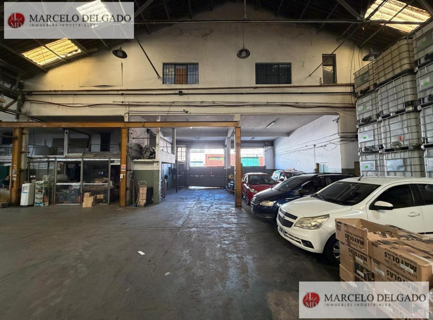 Foto de Galpón - Depósito de 3600 m2. en Avelladeda - VENTA - ALQUILER, imagen 2