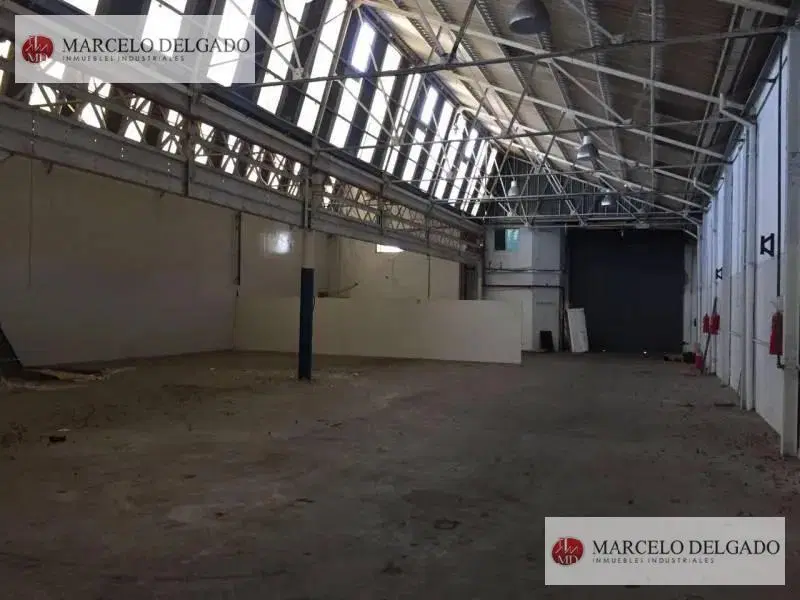 Galpón - Depósito de 1000 m2. en Barracas - ALQUILER Y VENTA 3