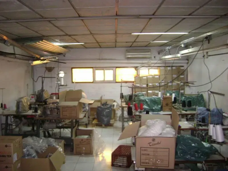 Deposito en Alquiler / 400 m2 3