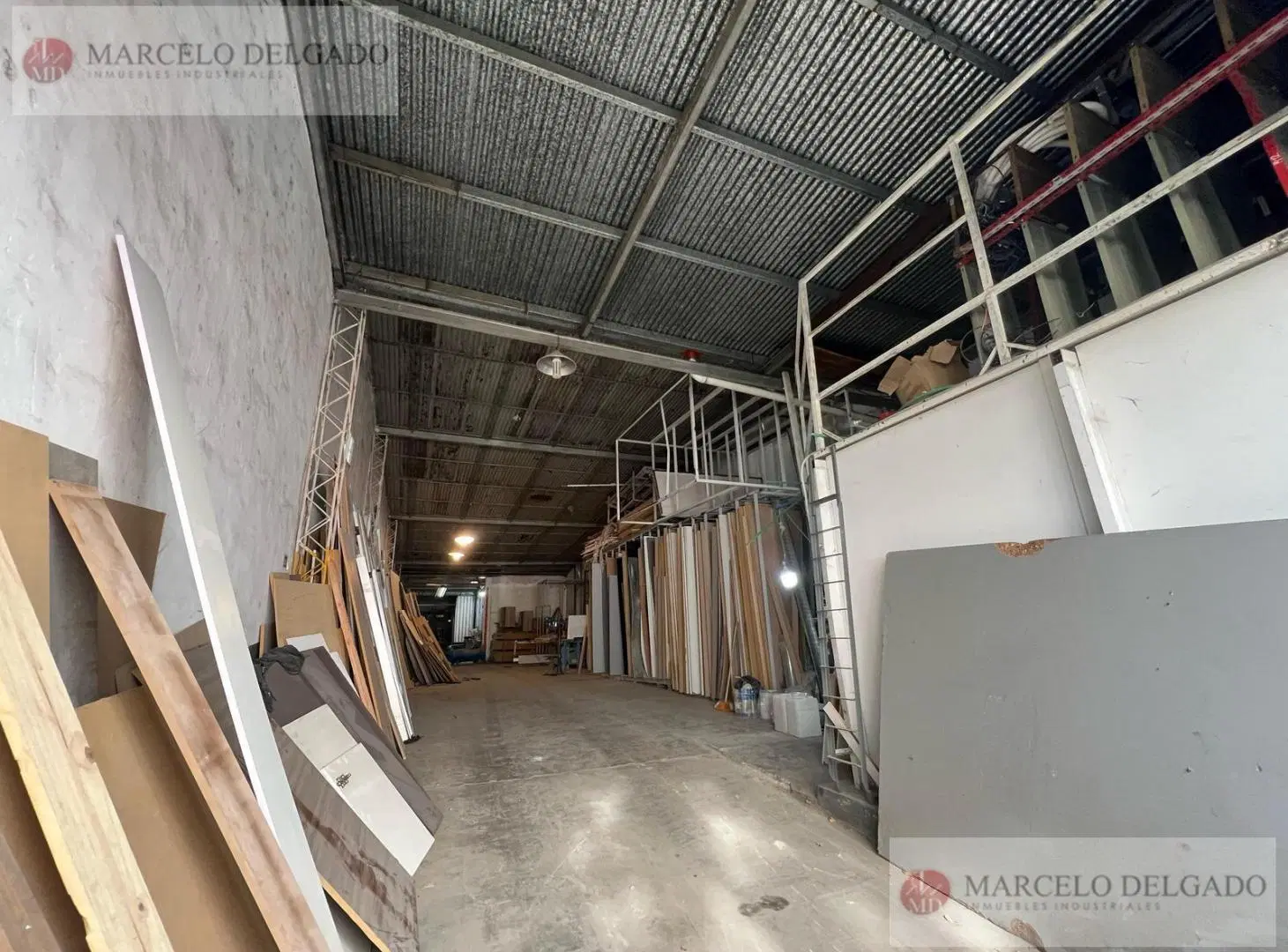 Galpón en Alquiler 290m2 - Mixtura 3 4