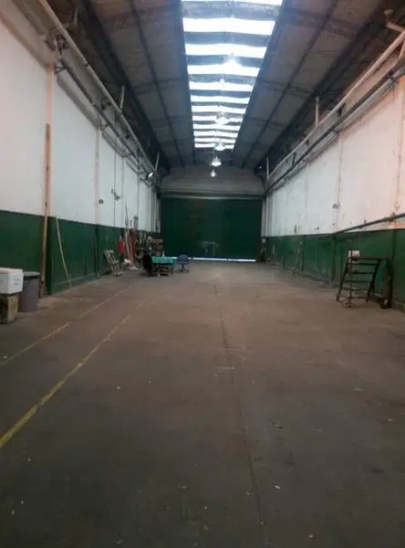Galpo deposito 550 mts2, Alquiler o Venta en BARRACAS 4