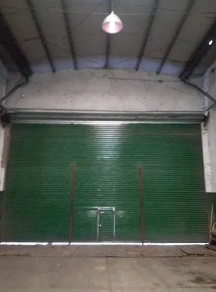 Galpo deposito 550 mts2, Alquiler o Venta en BARRACAS 2