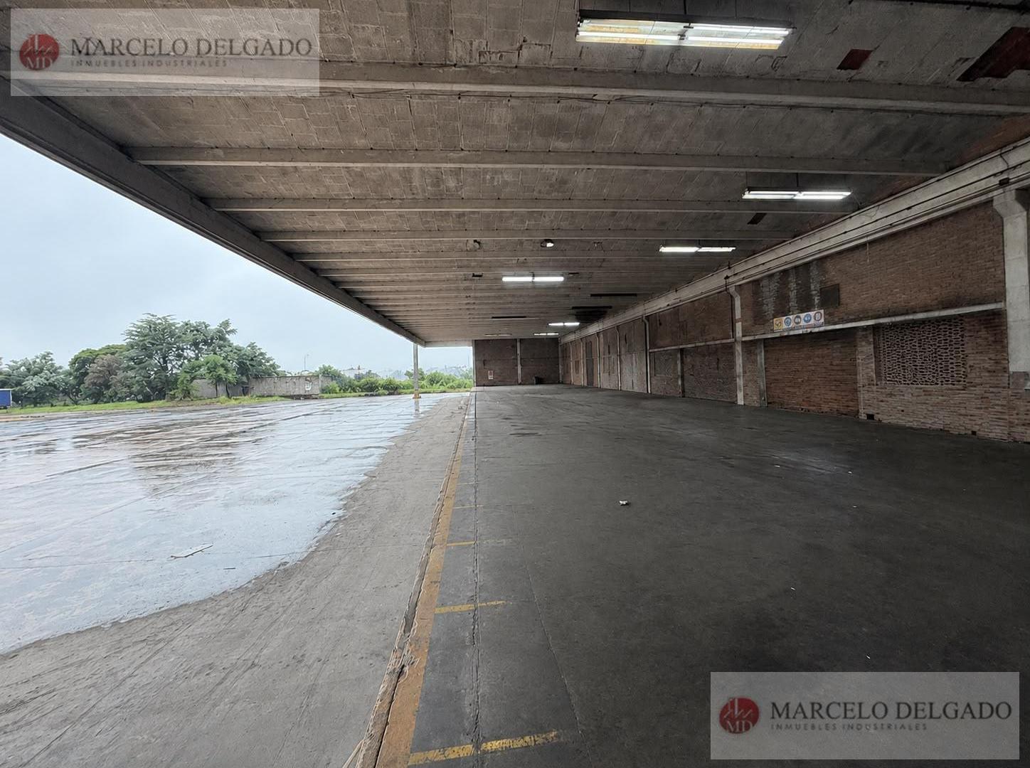 Foto de Depósito - Garín de 1000m2 con dock de carga y playa de maniobras, imagen 1