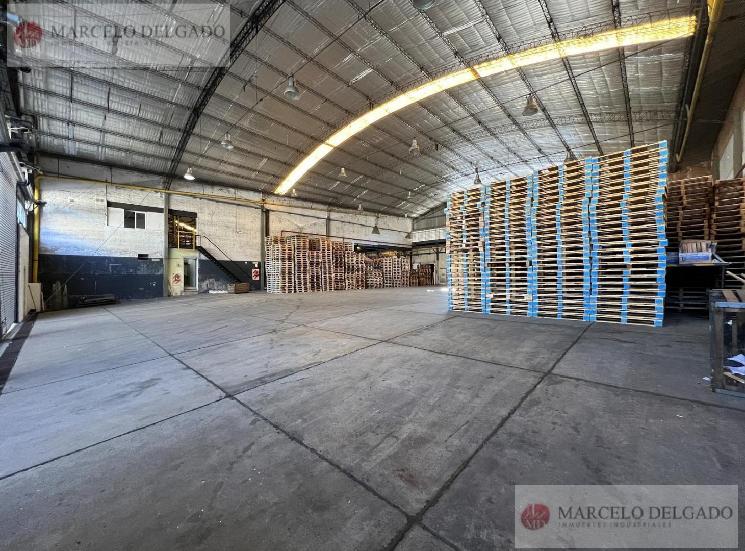 Foto de Depósito - Galpón de 2700 m2 en BOCA - ALQUILER - Mixt. 3, imagen 1