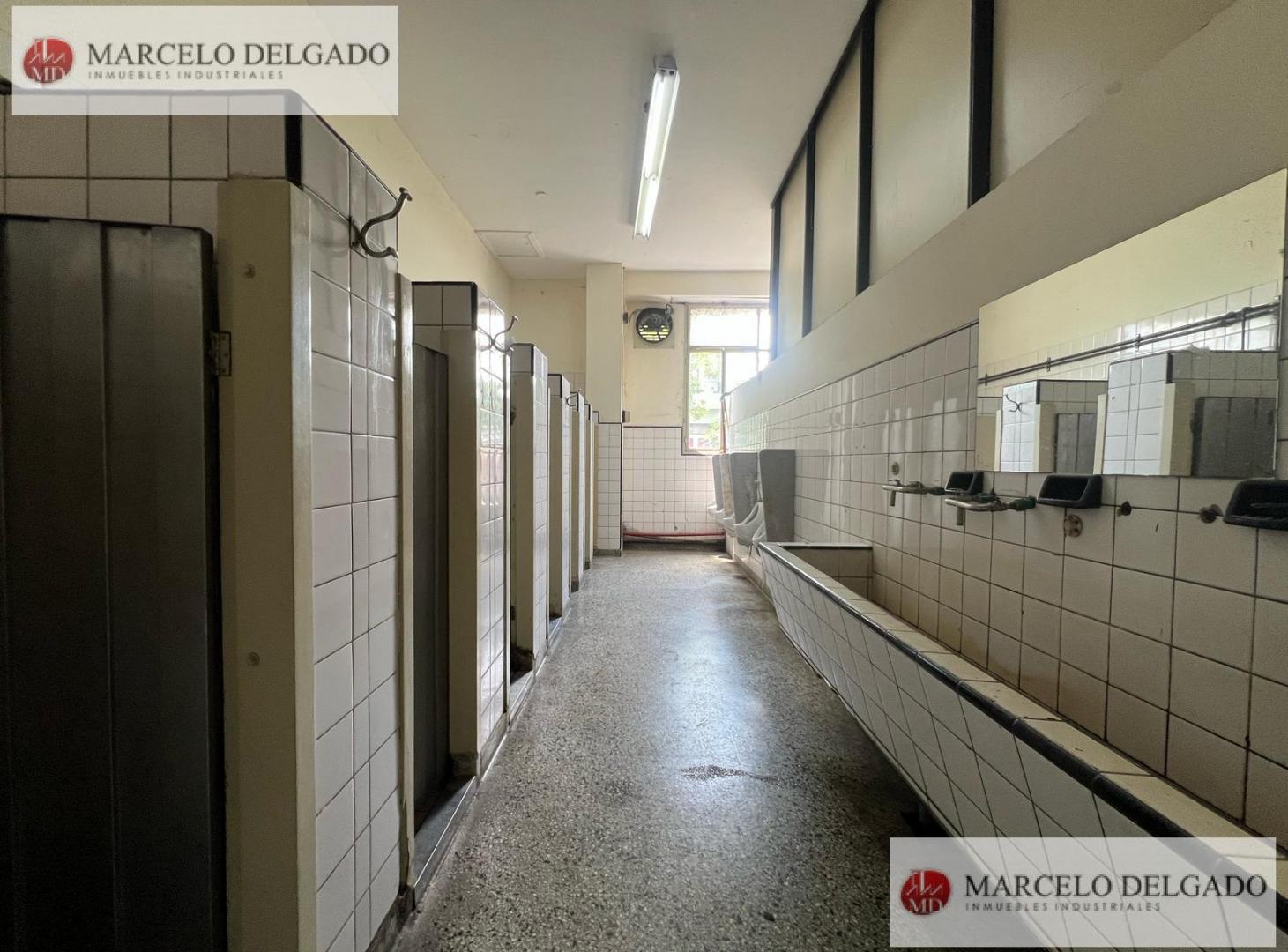 Foto de Depósito / Galpón / Oficina / Edificio 6850m2 ALQUILER / VENTA en, imagen 2