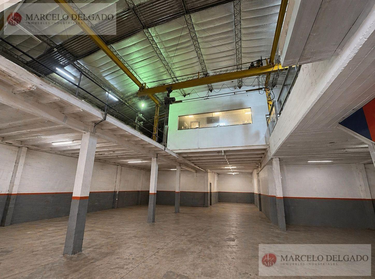 Foto de Depósito - Galpón de 766 m2 en Parque Chacabuco - VENTA / ALQUILER, imagen 3